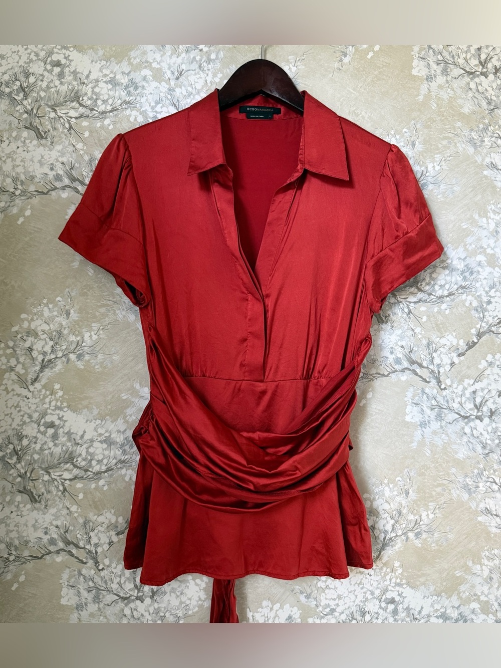 Vintage Y2K BCBG MAXAZRIA 100% Silk Draped Tie Waist Blouse Red Orange Office
